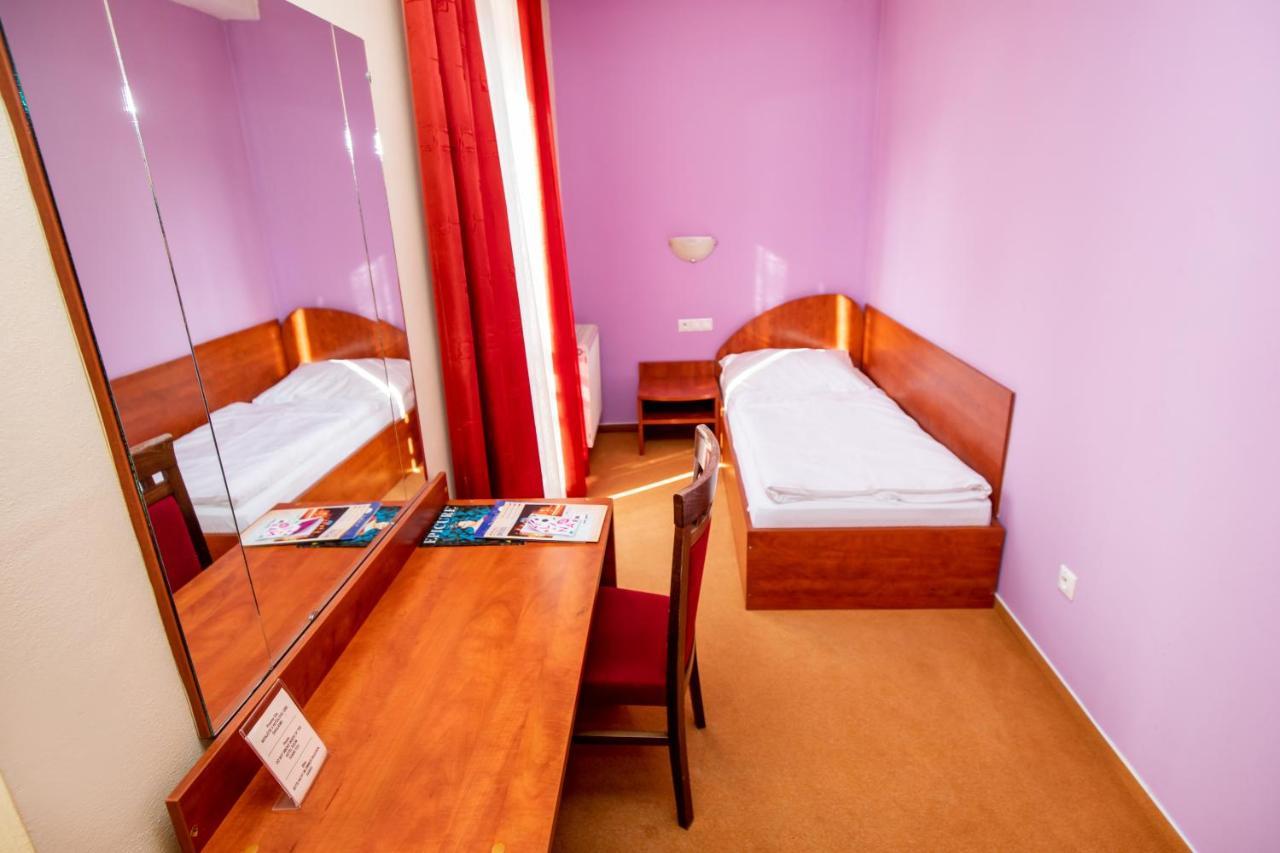 Hotel Boss Zilina Luaran gambar