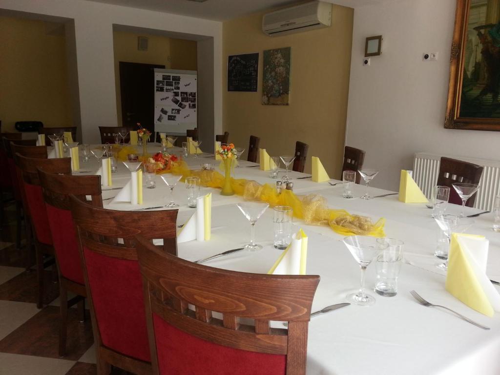 Hotel Boss Zilina Luaran gambar